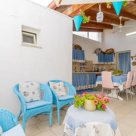 Casa Salentina سانت إيزيدورو